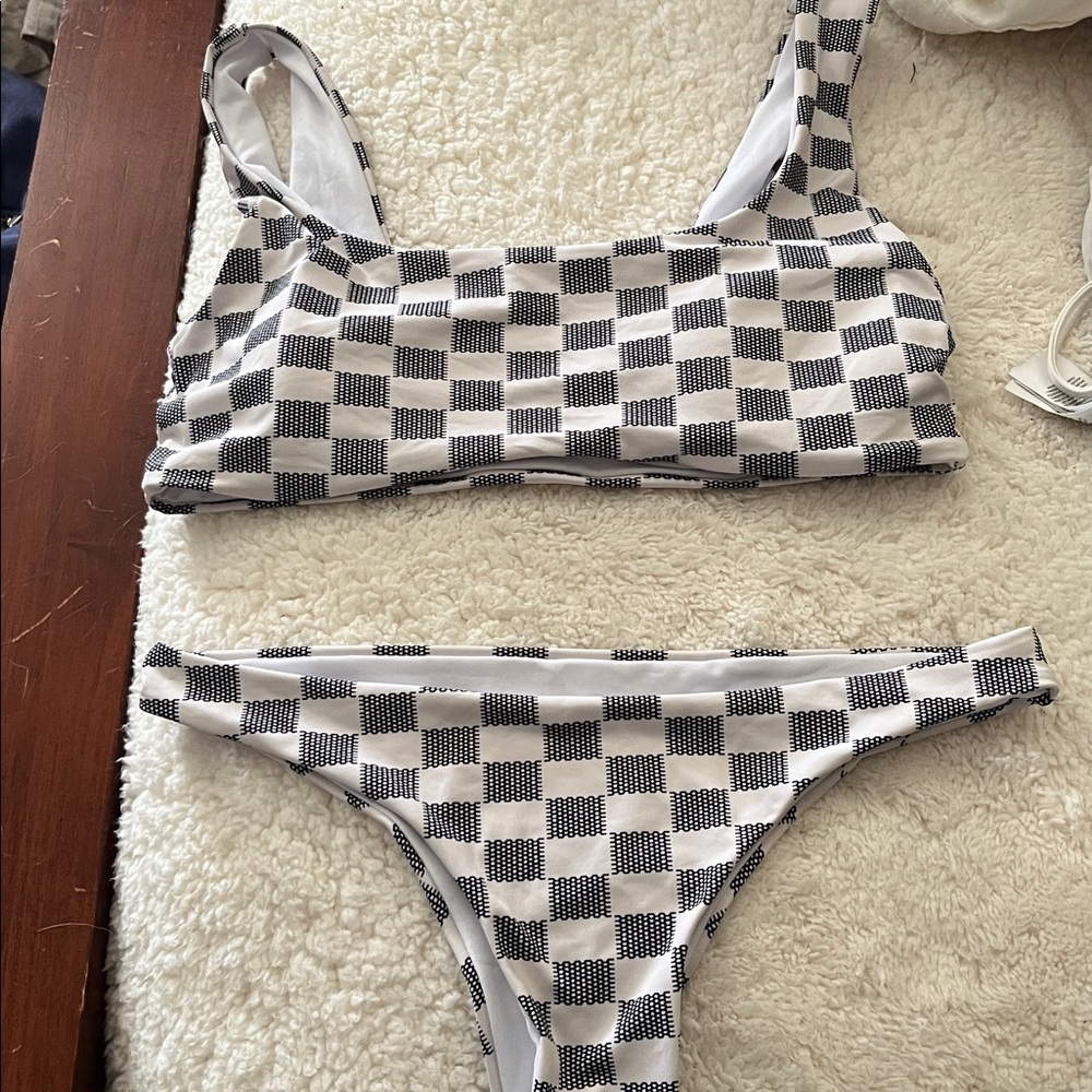 Checkered Bikini Set - Picture 5 of 9